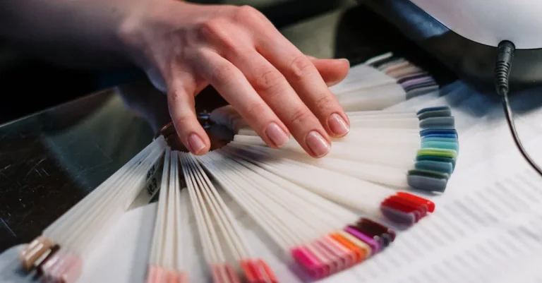 How Much To Tip At A Nail Salon: The Complete Guide