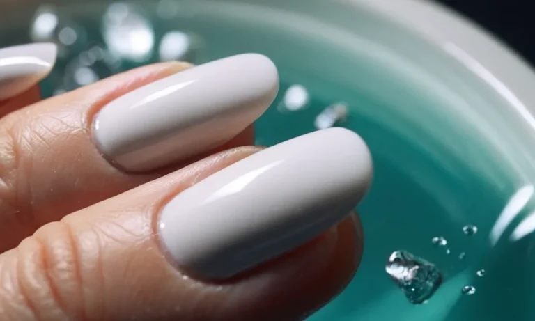How To Clean White Acrylic Nails